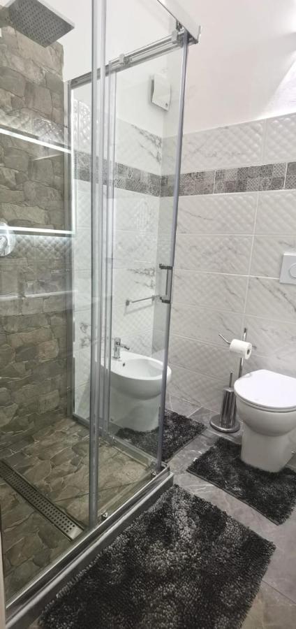 סקליאה A Due Passi Dal Mare B&B מראה חיצוני תמונה