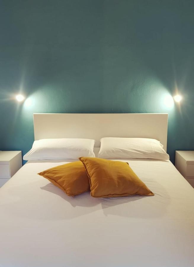 סקליאה A Due Passi Dal Mare B&B מראה חיצוני תמונה