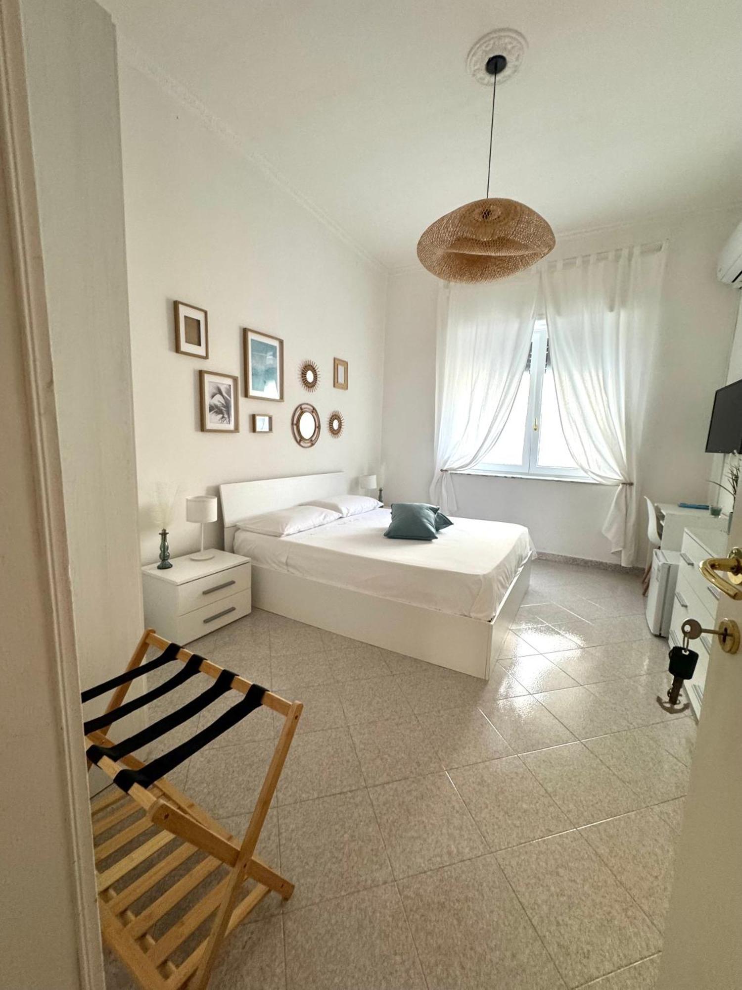 סקליאה A Due Passi Dal Mare B&B חדר תמונה